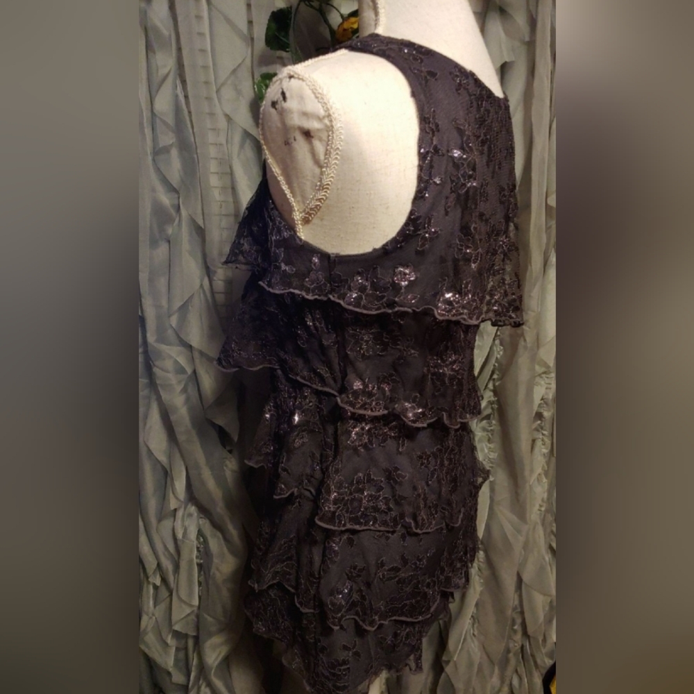 Express Tiered Ruffled Top - Picture 3 of 4